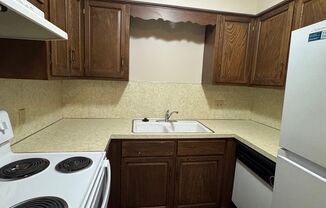 Century House Apts. (909 N. 48th Ave.)