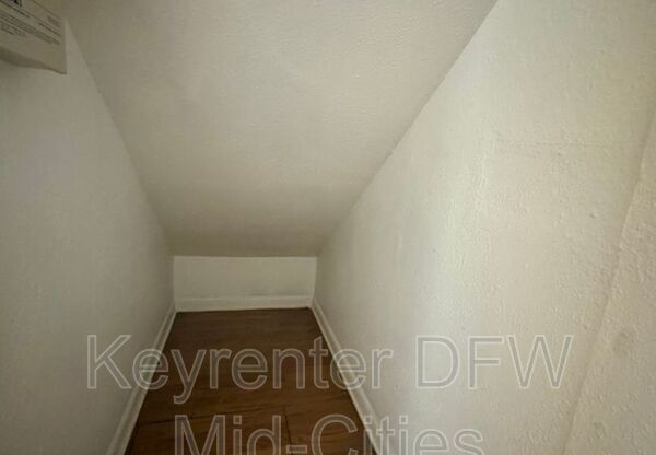311 N OAK CLIFF BLVD