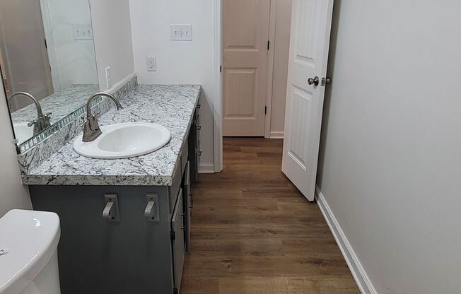 2 beds, 1 bath, $1,350