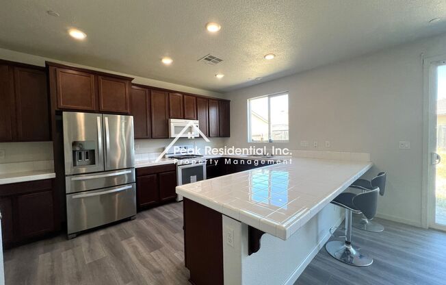 Spacious 5bd/3ba Stockton Home!