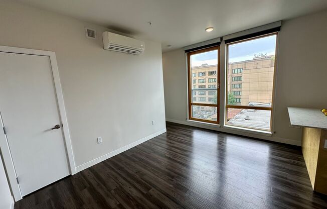 1 bed, 1 bath, 535 sqft, $1,885, Unit Unit 606