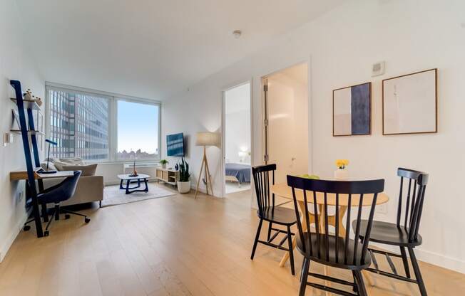 1 bed, 1 bath, $4,995, Unit 1812