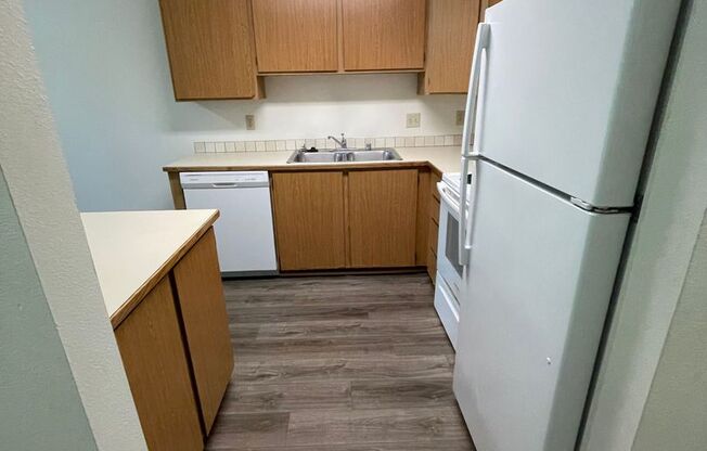 2 beds, 1.5 baths, 900 sqft, $1,600, Unit C104