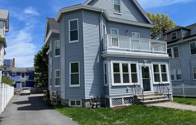 220 BLUE HLS PKWY