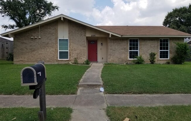 2305 Village Green Drive