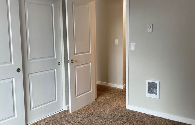 2 beds, 1 bath, 803 sqft, $1,508, Unit CMV 12247 - 202