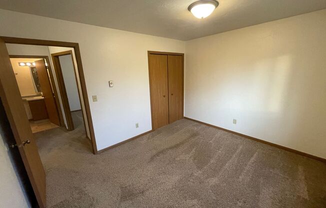 2 beds, 1 bath, 672 sqft, $795, Unit 50602