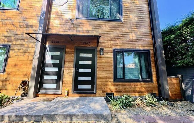 2428 OCEAN AVE