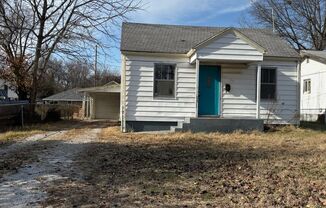 Large 2 Bedroom Home with a Garage