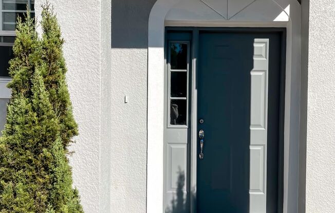 Updated 3 bed 2.5 bath Townhome