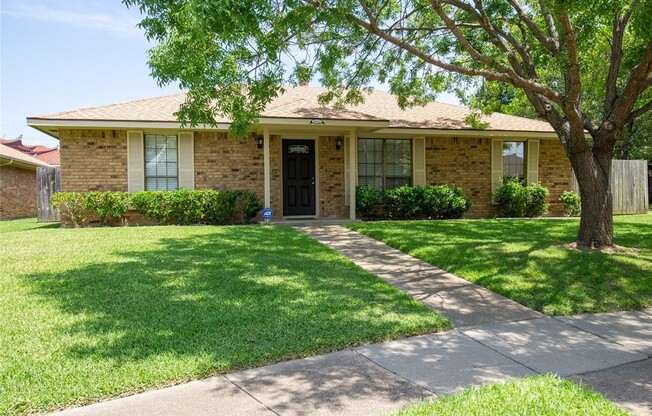 4942 AVALON DR