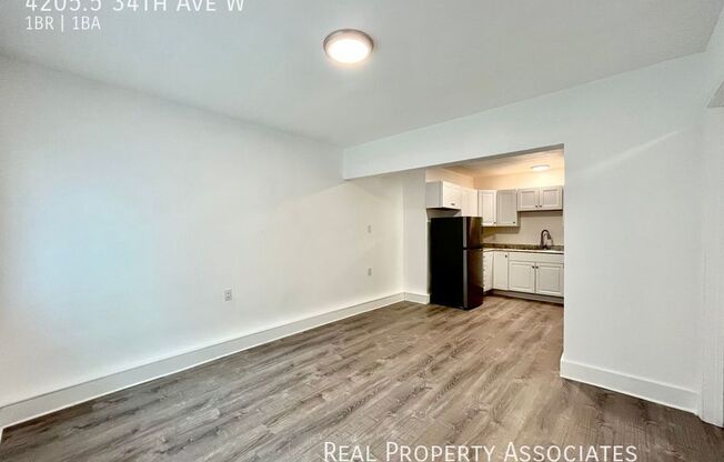 4205 5 34 AVE W