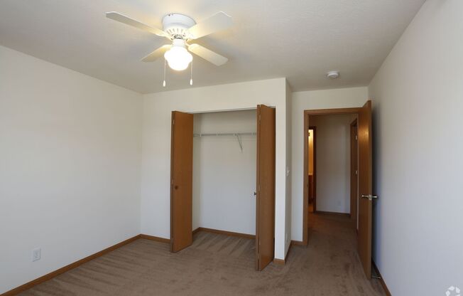 2 beds, 2 baths, 1,084 sqft, $1,300, Unit Apt 69