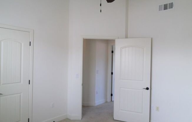 2 beds, 2.5 baths, $2,900