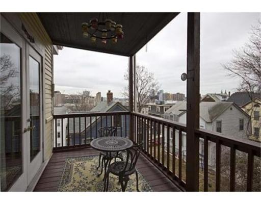 18 SUNSET ST