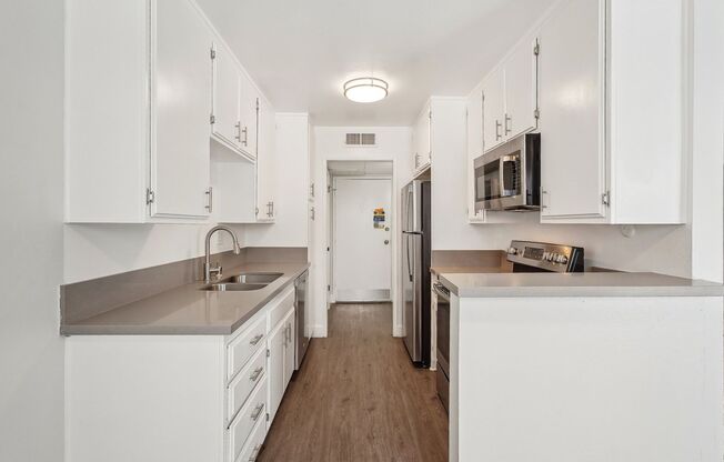 1 bed, 1 bath, 600 sqft, $1,648, Unit 302