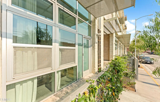 2 beds, 2 baths, 3,030 sqft, $6,500, Unit 129