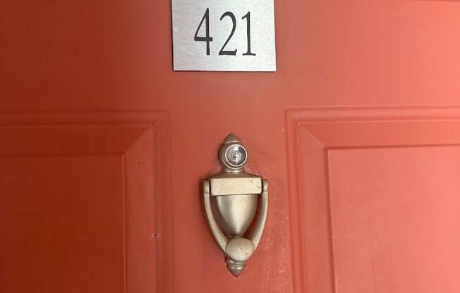 1 bed, 1 bath, $1,195, Unit Unit 421