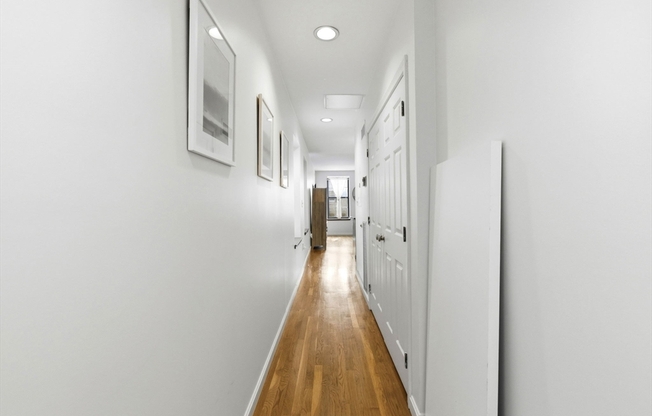 2 beds, 1 bath, 775 sqft, $3,950, Unit 505
