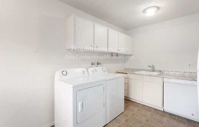 2 beds, 1.5 baths, $1,699