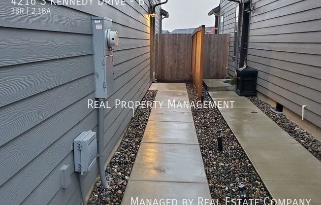 4216 S. Kennedy Dr, Unit B