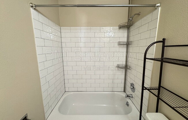 2 beds, 1 bath, 850 sqft, $1,395, Unit 1