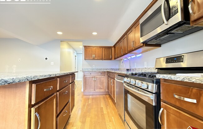 171 LEXINGTON ST