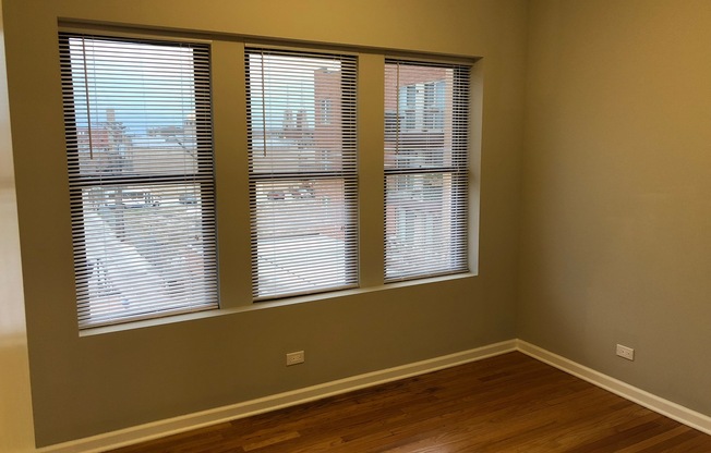 2 beds, 1 bath, $1,700