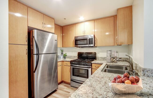 1 bed, 1 bath, 604 sqft, $2,900, Unit 215 P