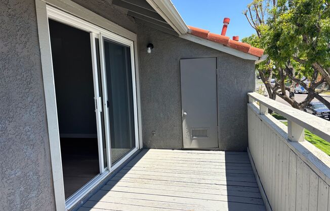 2 beds, 2 baths, 910 sqft, $2,720, Unit 7J