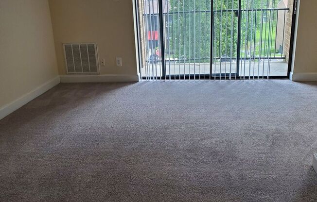 2 beds, 2 baths, 1,000 sqft, $1,950, Unit 14210 #102