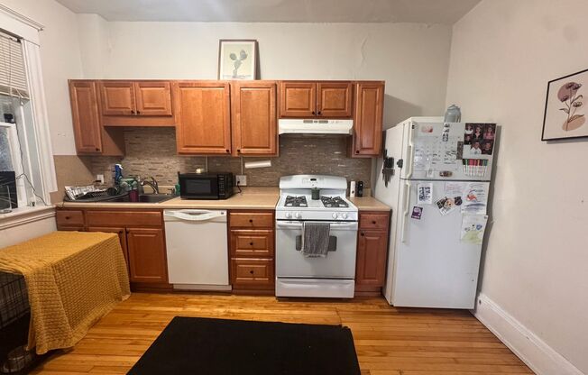 608 Ridgewood Ave