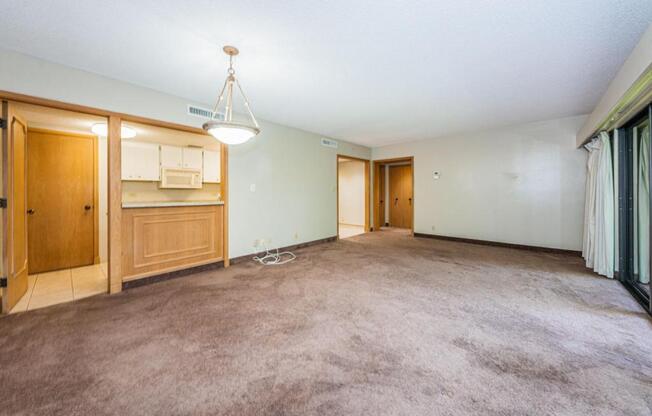 2 beds, 2 baths, 1,210 sqft, $1,950