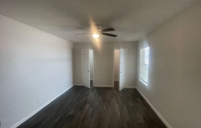 3 beds, 2 baths, 1,256 sqft, $1,550, Unit 07-0702 WD