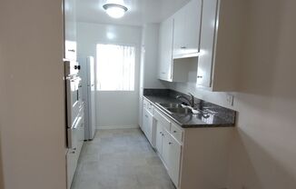 1 bed, 1 bath, $2,300, Unit 102