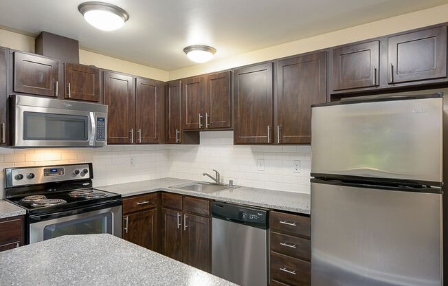 1 bed, 1 bath, 570 sqft, $1,675, Unit 1-109