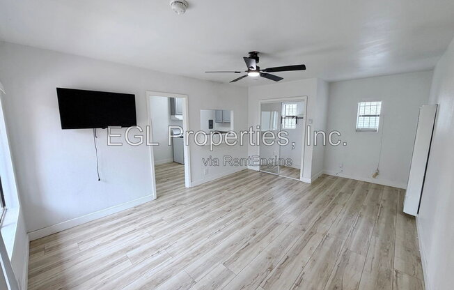 2826 12 AVE