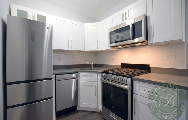 1 bed, 1 bath, 420 sqft, $1,650, Unit 406