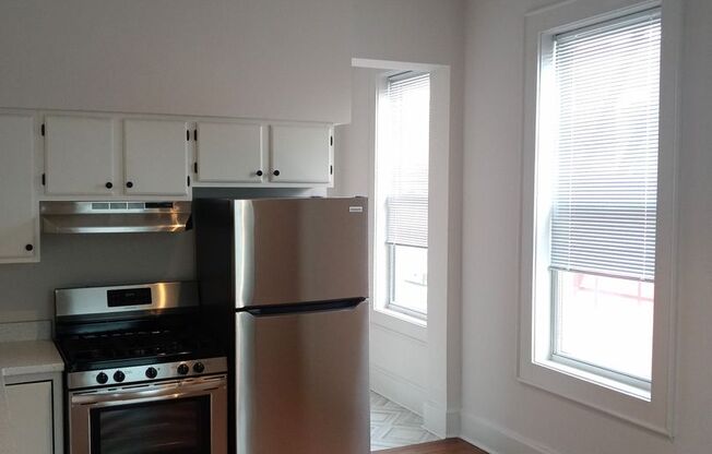 2 beds, 1 bath, 1,000 sqft, $1,175, Unit 2