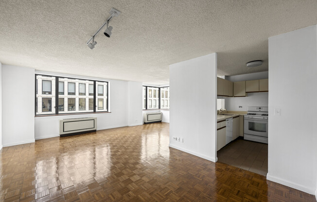 1 bed, 1.5 baths, 1,062 sqft, $6,200, Unit 21F