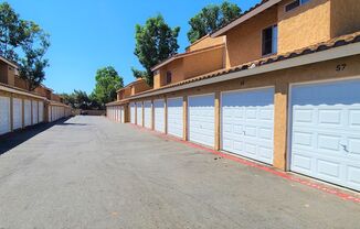 2 beds, 1 bath, 925 sqft, $2,245, Unit 017