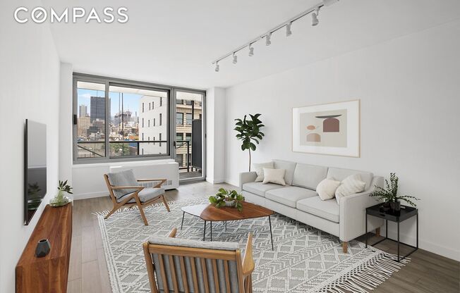 270 W 17 ST