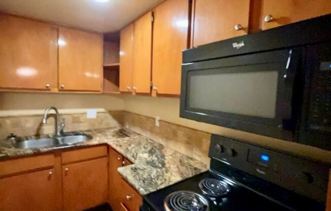 Lakeside Bungalows 1