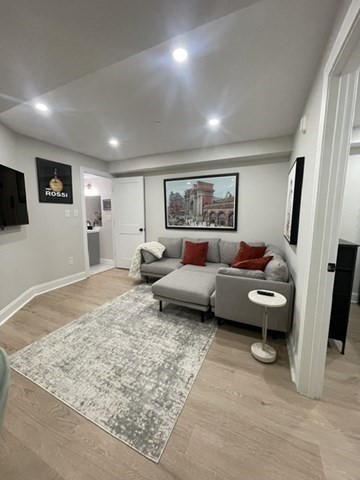 3 beds, 3 baths, 1,800 sqft, $5,750, Unit 1