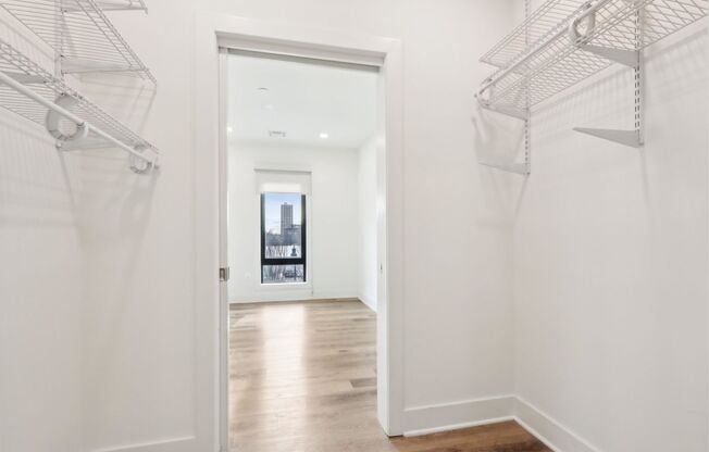 2 beds, 2 baths, 980 sqft, $2,850, Unit 302