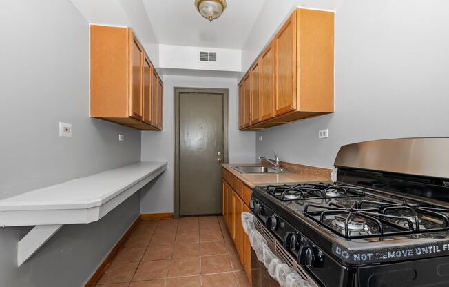 6237-45 Kedzie