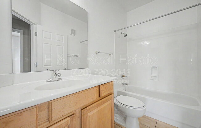 2 beds, 2 baths, 1,299 sqft, $1,895, Unit Unit 1186