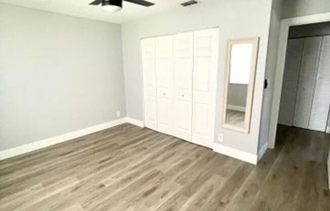 2 beds, 1 bath, $1,175, Unit D