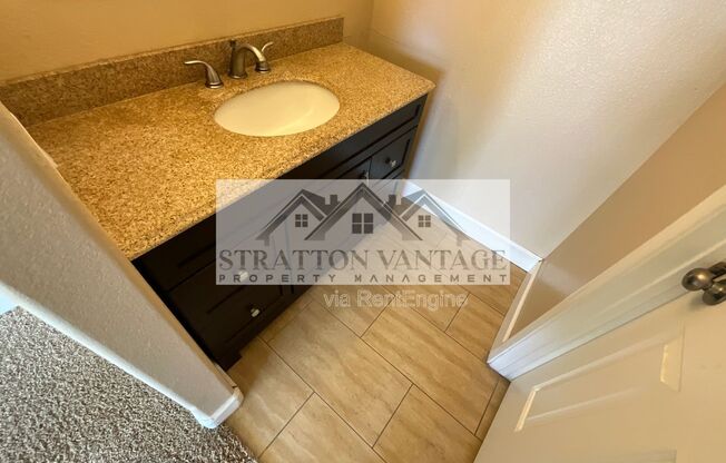2 beds, 2 baths, 860 sqft, $1,500, Unit 2057