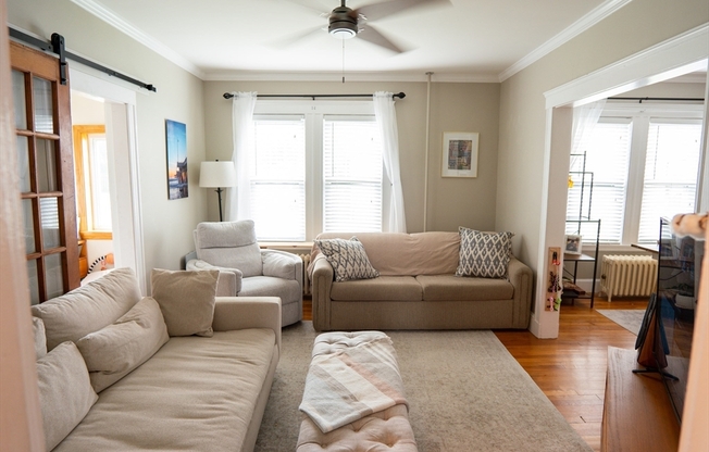 2 beds, 1 bath, 1,250 sqft, $2,900, Unit 1